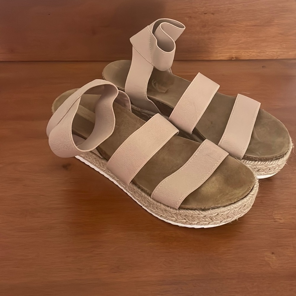 Wedge heels x Steve Madden